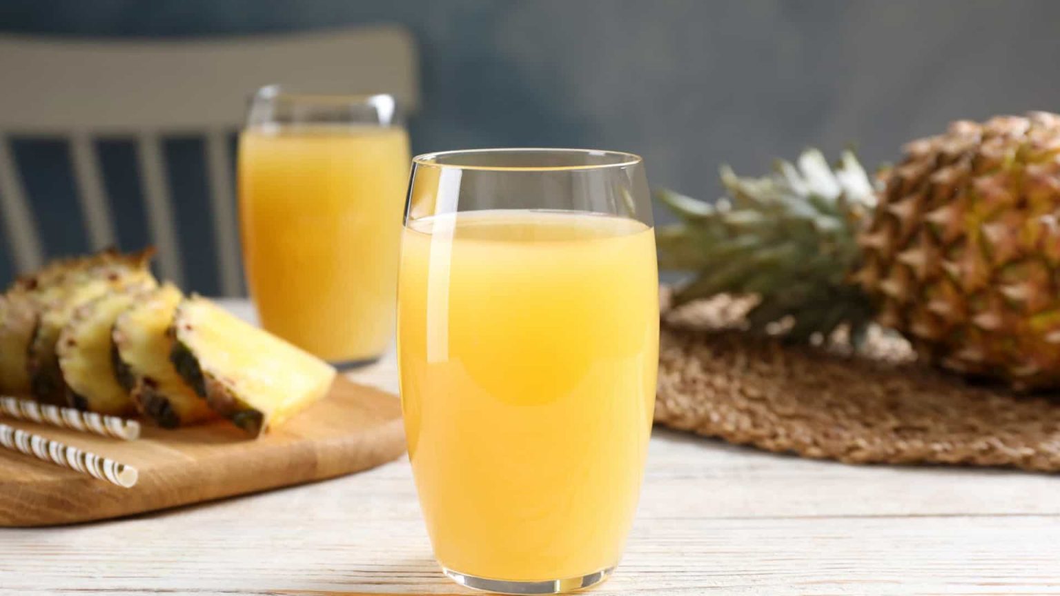 O suco de cinco ingredientes que acelera o metabolismo e queima gordura