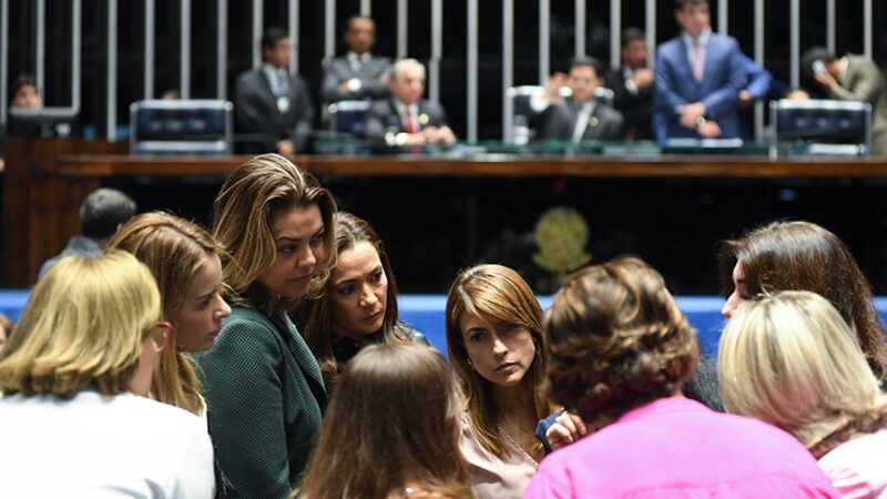 Apesar de maior presença de mulheres na disputa ao Senado, bancada feminina diminui