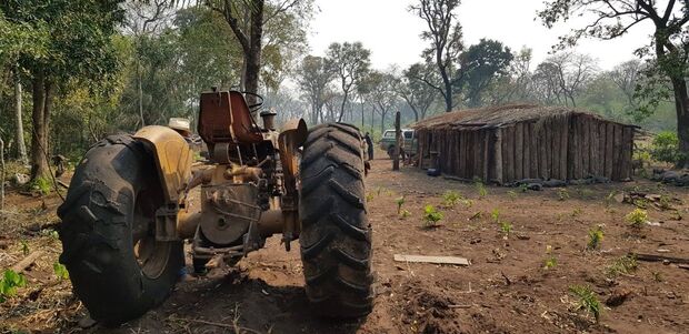 Funcionário de fazenda morre após ser atingido por raio em MS