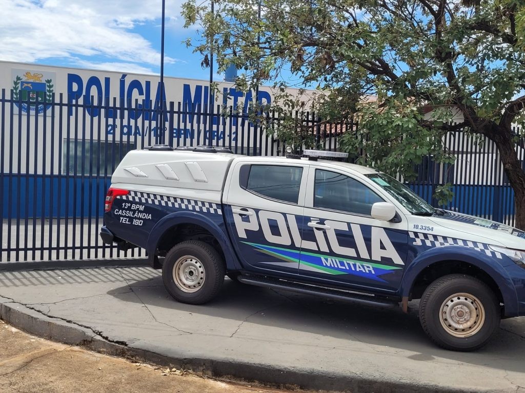 Policia Militar recupera moto furtada em Cassilândia instantes após o furto.