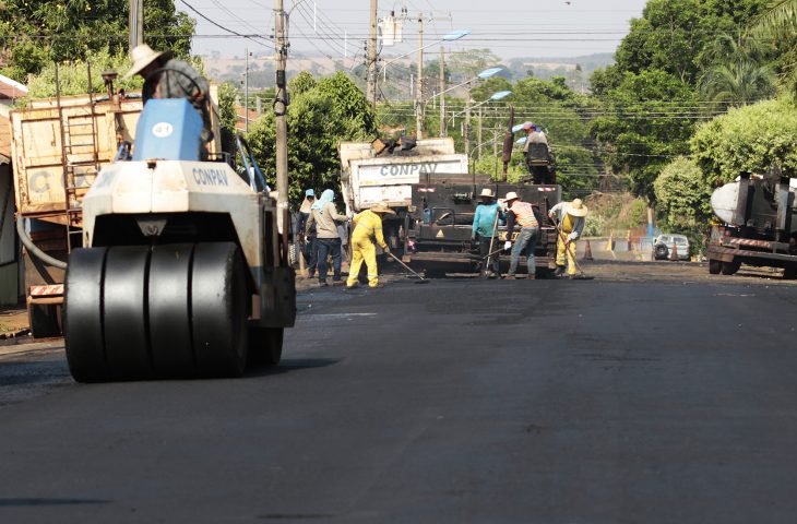 Em Cassilândia, Governo está presente na habitação e infraestrutura