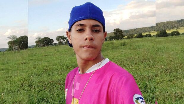 Jovem é morto pelo padrasto em festa de família 