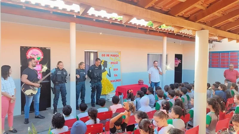 Polícia Militar participa de evento alusivo ao Dia Internacional da Mulher em Cassilândia