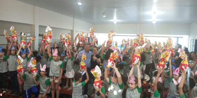 Entrega de ovos na Escola Municipal Adriele Barbosa e na creche Luair Monteiro Malta Rigonato