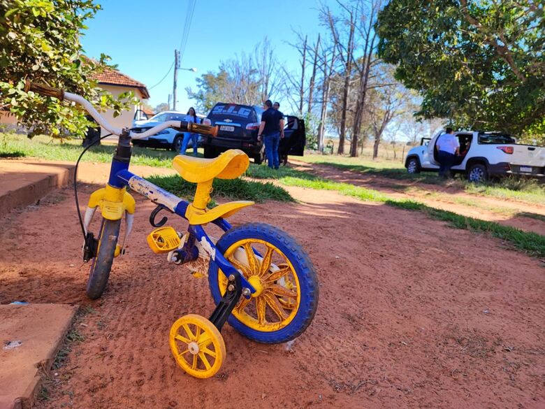 Presa pelo marido, mulher pede socorro mandando ‘carta’ para escola do filho em MS