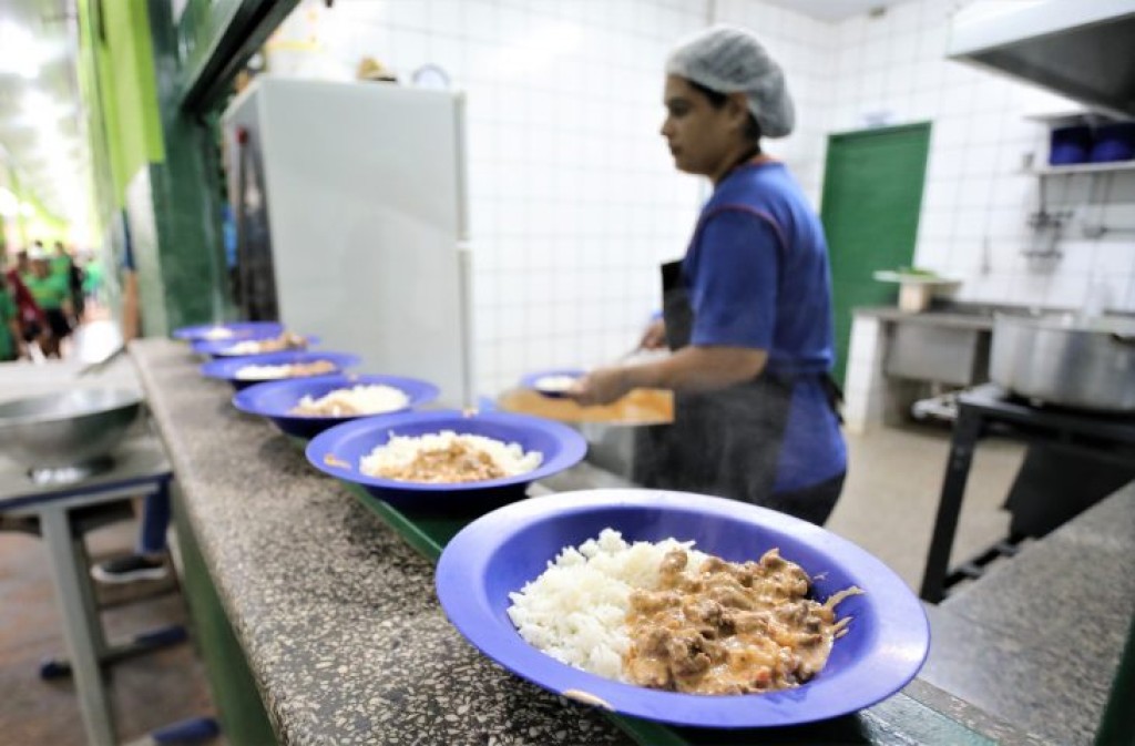 Educação abre inscrições para seleção de agentes de limpeza e merenda