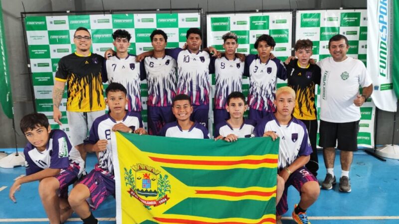 TIME DE HANDEBOL DE CASSILÂNDIA NA FINAL