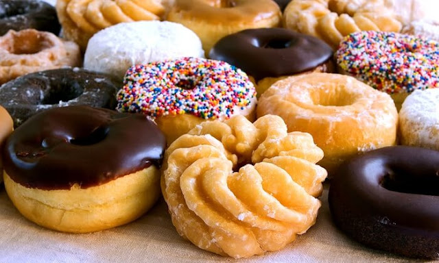 FAÇA E VENDA: Donuts: Rosquinhas de leite condensado