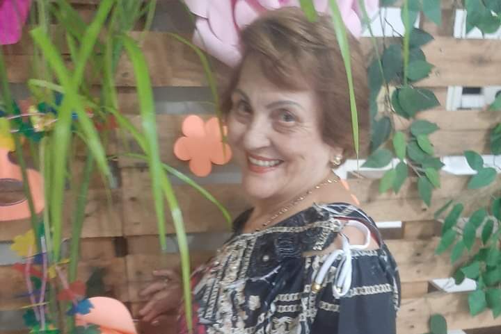 Olha quem está fazendo aniversário hoje…Yolanda de Freitas Menezes