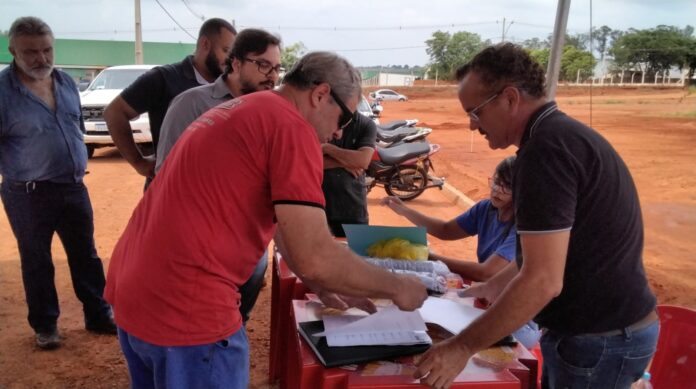 Prefeitura de Cassilândia entrega terrenos do Lote Empresarial