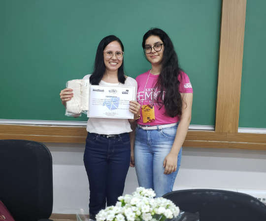 UEMS/Cassilândia: Professora da UEMS recebe homenagem por ser 1ª mulher doutora em matemática na UNESP