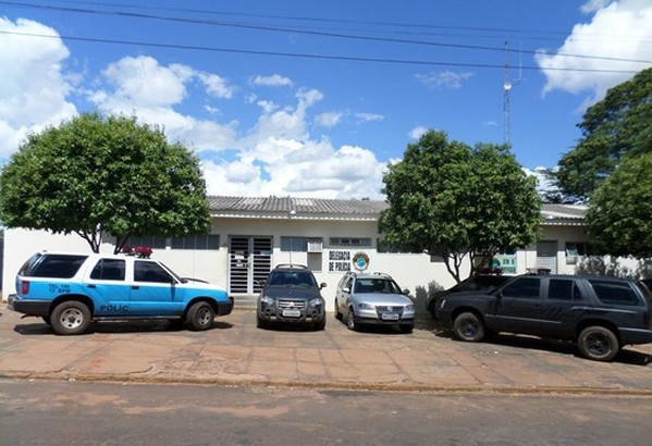 Cassilândia: Homem entra em casa para pegar colchão e tem celular furtado