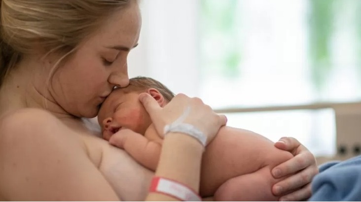 Sancionada Lei que garante assistência psicológica a mulheres antes e após o parto