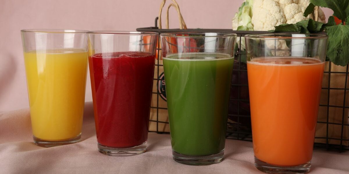 Exagerou? Suco detox para desinchar tem receita fácil