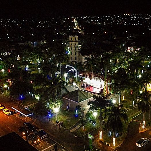 Prefeitura de Cassilândia inaugura iluminação e decoração de Natal