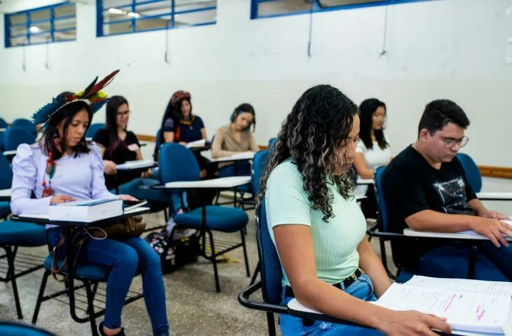 Governo abre inscrições para programa que paga 1 salário mínimo para estudantes em MS