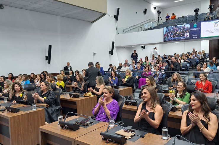 Com homenagem a 52 mulheres, ALEMS reforça compromisso com igualdade de gênero