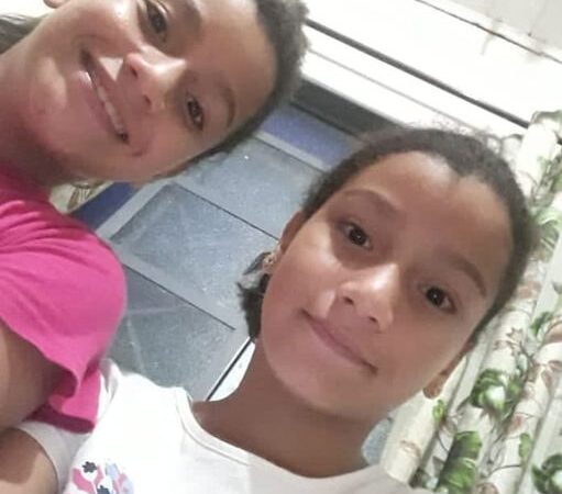 Genteee, olha quem está fazendo aniversário hoje: Gêmeas Tyaila Maria Lopes e Anna Lívia Lopes