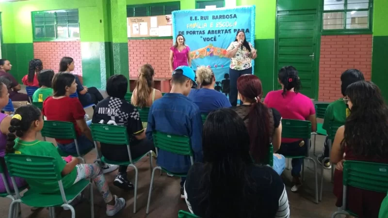 Cassilândia: escola Rui Barbosa realiza o 1º Encontro Família e Escola; confira as fotos