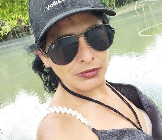 Genteee, olha quem está fazendo aniversário hoje: Roselene Menezes da Costa