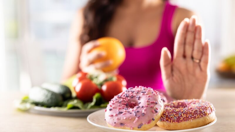 O que acontece com o corpo se você deixar de comer açúcar?