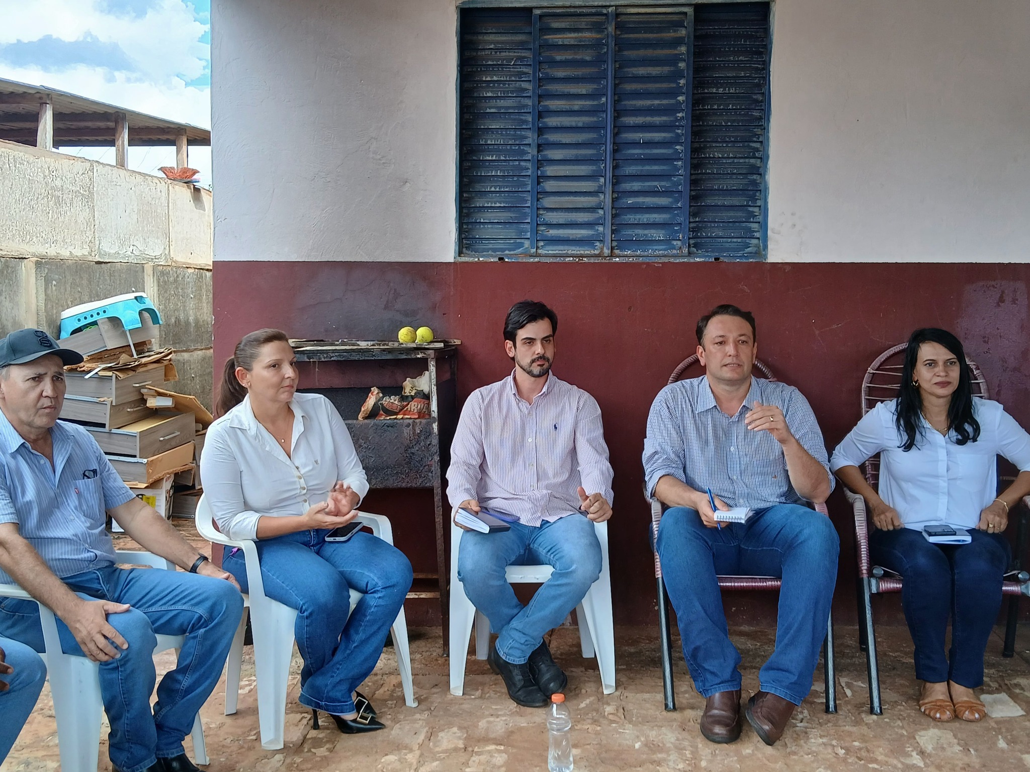 A PRIMEIRA REUNIÃO NO BAIRRO BALMANT e suas adjacências para ouvir as reivindicações e sugestões da comunidade, com os Vereadores Claudete Dosso, Zé Lourenço, Petter Saimon e Juninho Morais