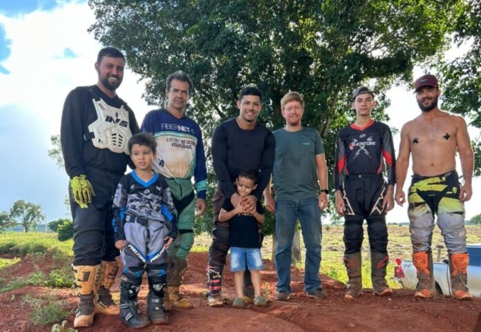 Cassilândia recebe campeão Brasileiro de Motocross