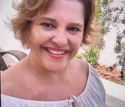 Olha quem está fazendo aniversário hoje…. Parabéns, Gilza Maria Menezes