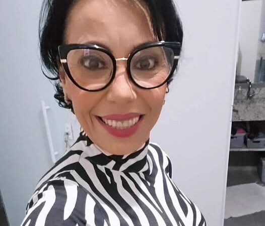 Genteee, Olha quem está fazendo aniversário hoje…. Parabéns, Patricia Marques 