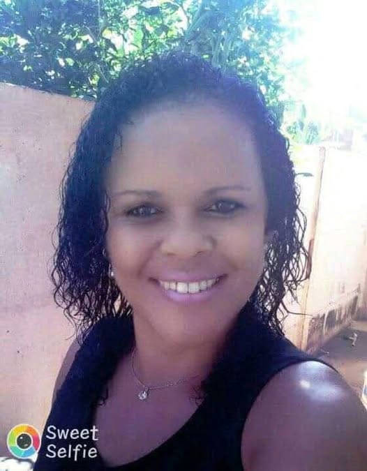 Genteee, Olha quem está fazendo aniversário hoje…. Parabéns,  Maria Aparecida Oliveira