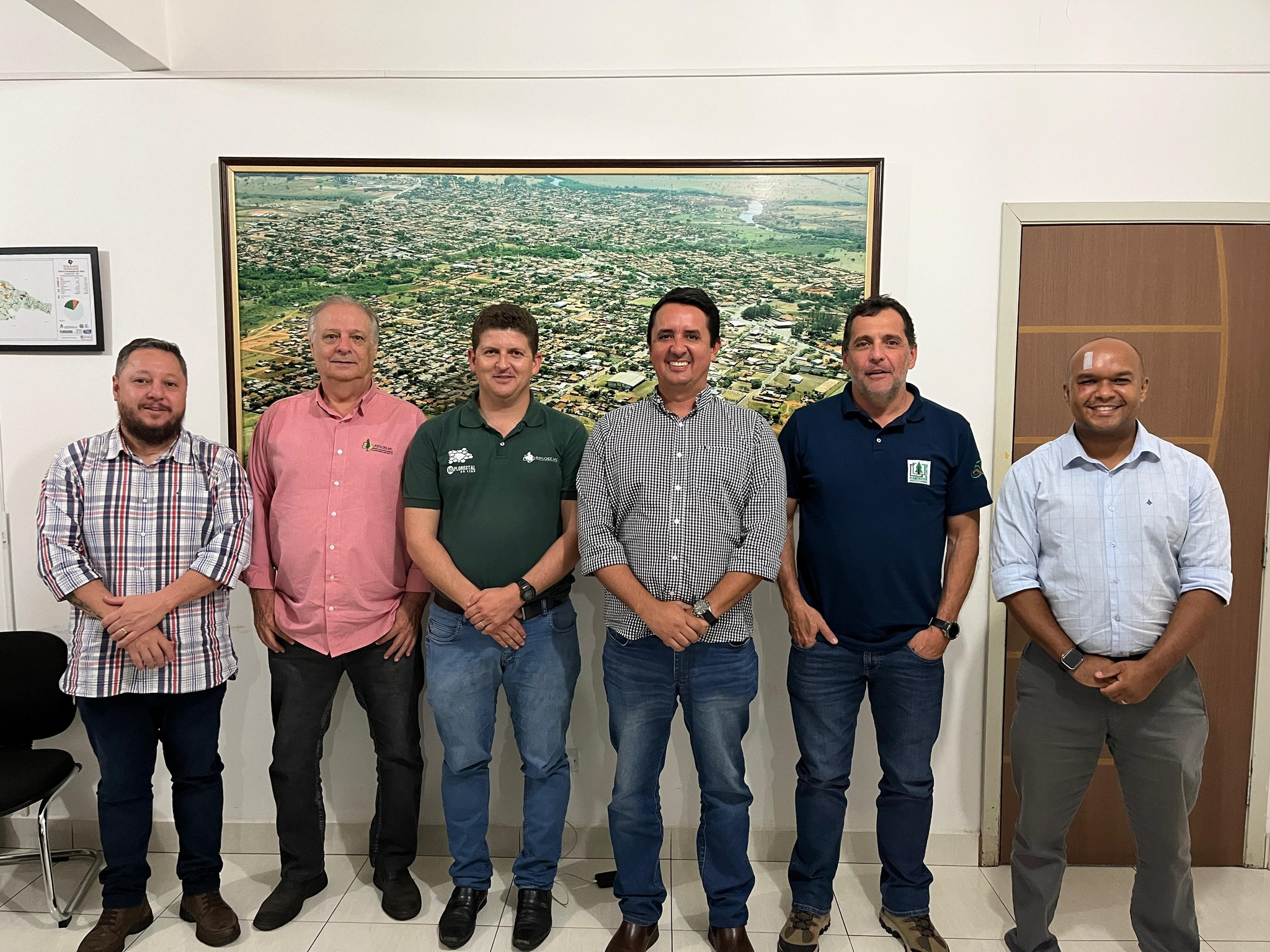 Cassilândia recebe representantes da Reflore MS em evento sobre expansão florestal e oportunidades para pequenos produtores
