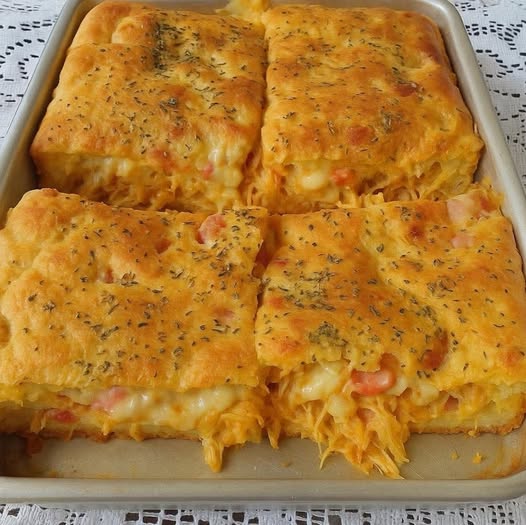 TORTA CREMOSA DE FRANGO