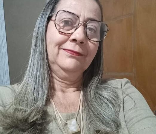 Genteee, Olha quem está fazendo aniversário hoje…. Parabéns, Marlene Barbosa