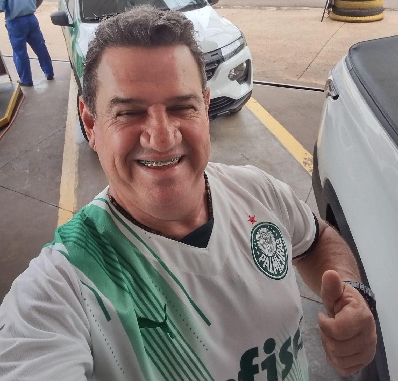 Genteee, Olha quem está fazendo aniversário hoje…. Parabéns, Cantor Toga Morais