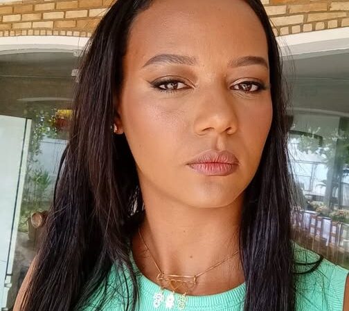 Genteee, Olha quem está fazendo aniversário hoje…. Parabéns, Suellen Patrícia Oliveira Silva