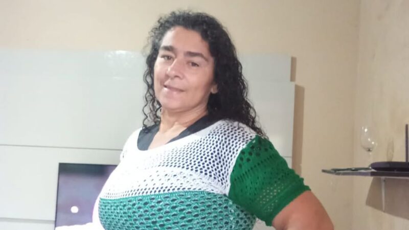 Genteee, Olha quem está fazendo aniversário hoje…. Parabéns, Cristina Brito 