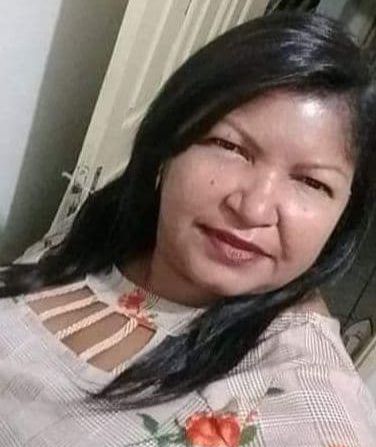 Genteee, Olha quem está fazendo aniversário hoje…. Parabéns, Rosaine Oliveira