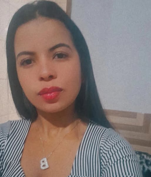 Genteee, Olha quem está fazendo aniversário hoje…. Parabéns,  Bianca Pereira Gomes 