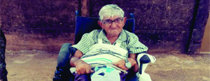 Olha quem está fazendo aniversário hoje…. Parabéns, Lázaro Pereira, o Lázaro da Cadeira de Rodas