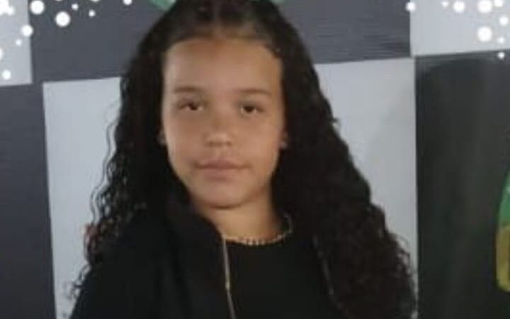 Genteee, Olha quem está fazendo aniversário hoje… Stela Ferreira Lopes