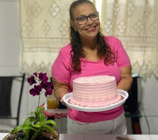 Genteee, Olha quem está fazendo aniversário hoje… Parabéns,  Eliene Maia