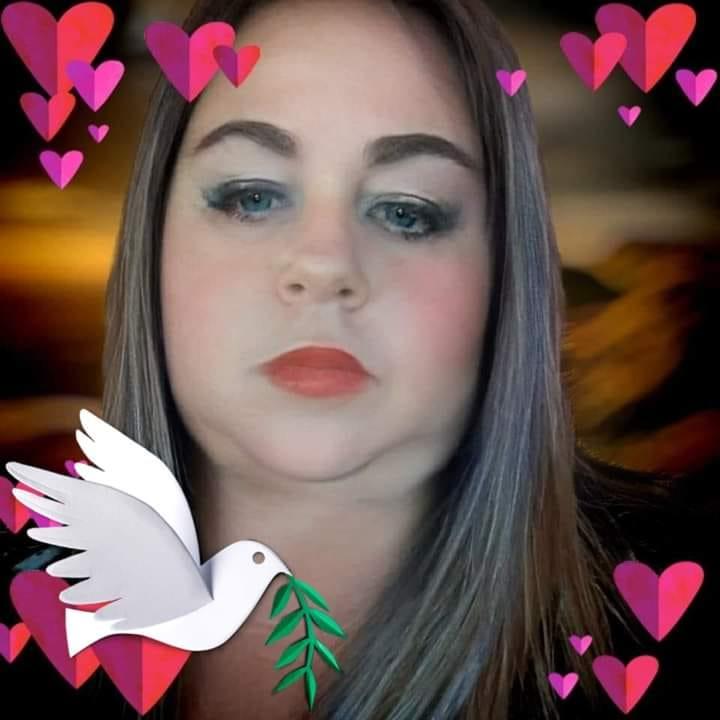 Genteee, Olha quem está fazendo aniversário hoje… Parabéns, Sandra Barbosa