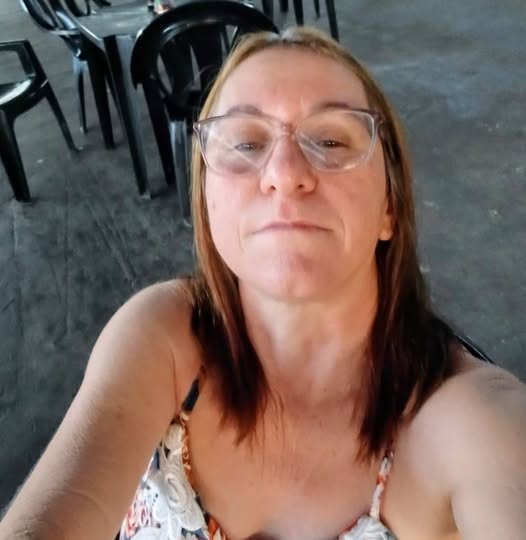 Olha quem está fazendo aniversário hoje…. Parabéns,  Silvania Paulino