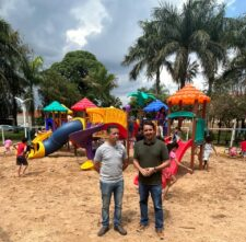  Prefeitura Municipal inaugura novo parque infantil durante festa do Dia das Crianças na Praça São José