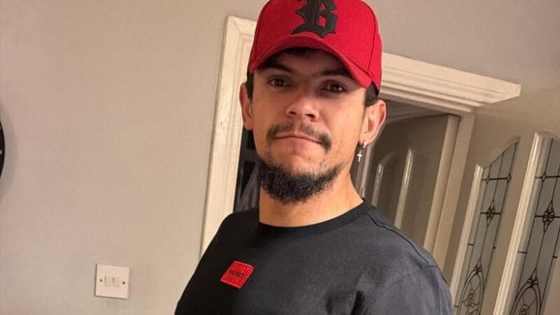 Olha quem está fazendo aniversário hoje…Parabéns, Jonatan Antônio de Oliveira