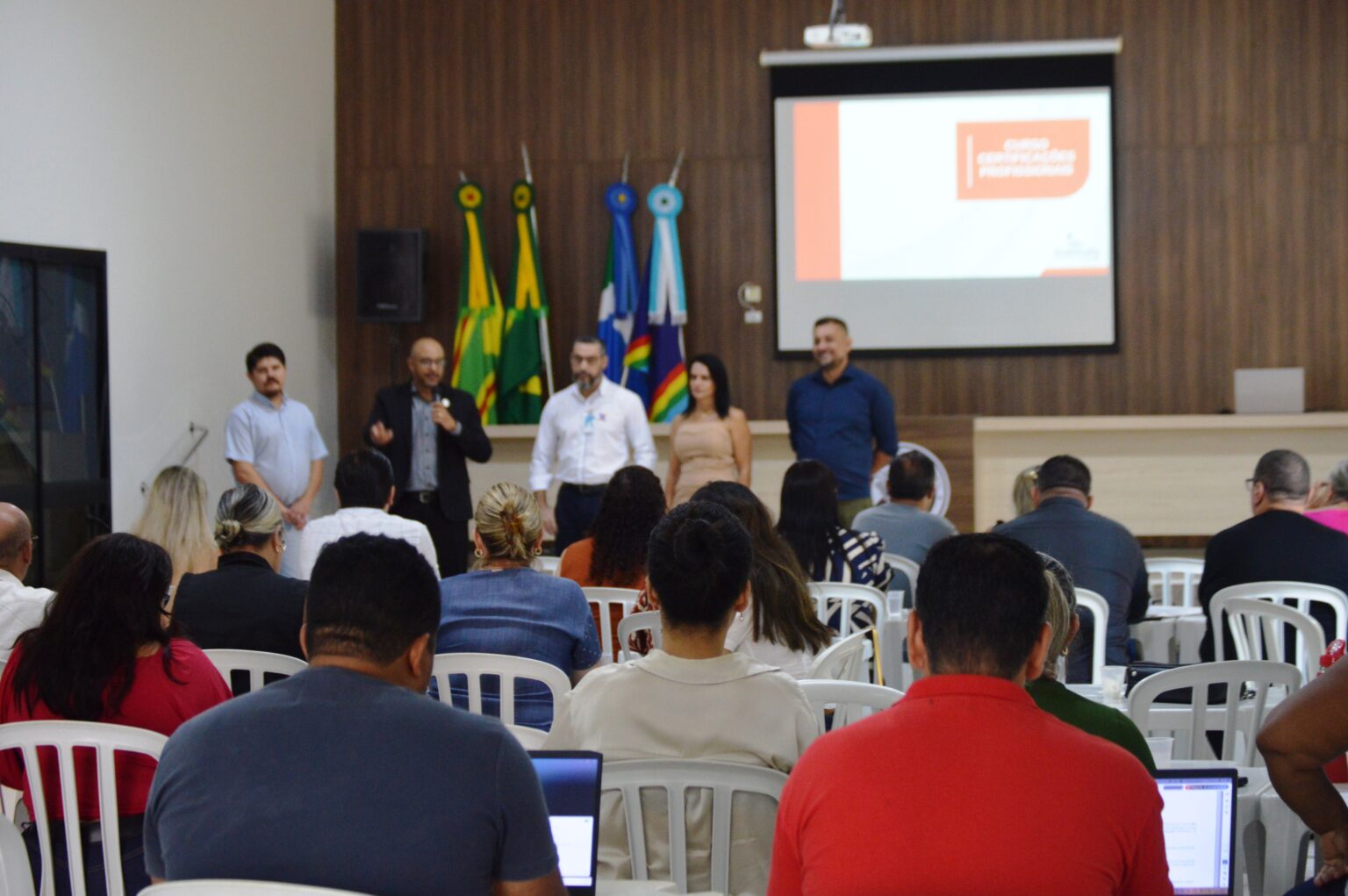 Workshop gratuito de Certificações oferece última turma de 2025 em Cassilândia