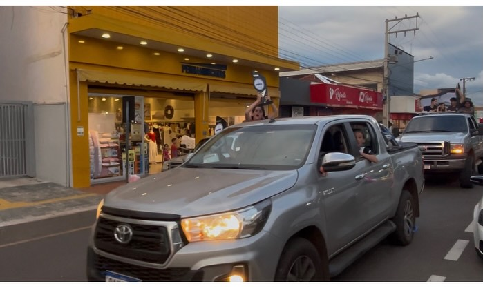 Escola Evangélica Avivamento Bíblico conquista o TETRA no CAMPEC 2025 e celebra com festa e grande carreata pelas ruas de Cassilândia