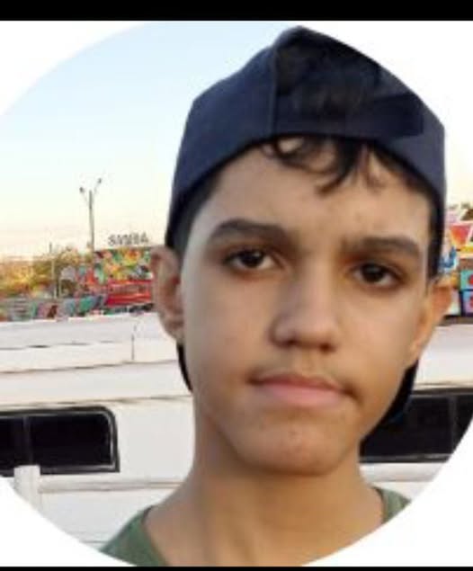 Geente, olha quem está fazendo aniversário hoje: Eduardo Ribeiro Leal