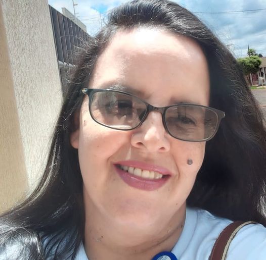 Geente, olha quem está fazendo aniversário hoje: Gisley Alves Garcia