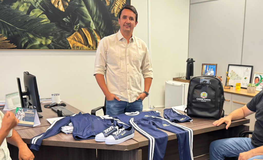 Prefeito Rodrigo Freitas reforça compromisso com a Educação e anuncia investimento histórico em uniformes escolares em Cassilândia